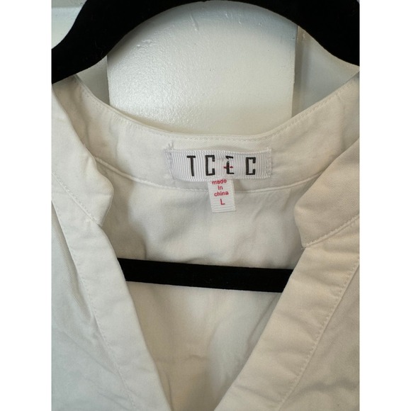 TCEC size large white dress‎ with accent colors - Picture 3 of 6